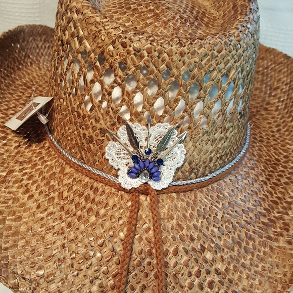 Hat - Picture 4 of 6